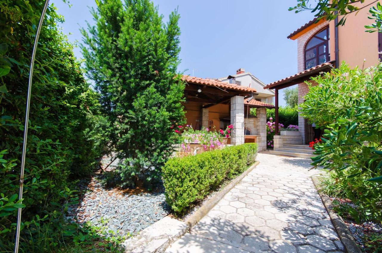 Apartment Ecio Vinkuran Exterior foto